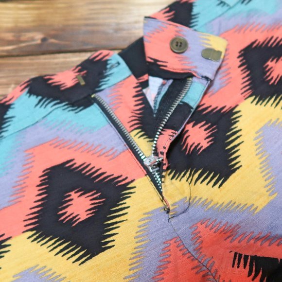Rachel Roy Aztec Icat Tribal Printed Shorts 6 - Picture 3 of 7